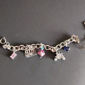 JUICY COUTURE ROYAL THEMED BRACELET!